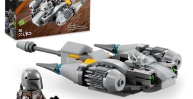 LEGO Star Wars The Mandalorian’s N-1 Starfighter Microfighter